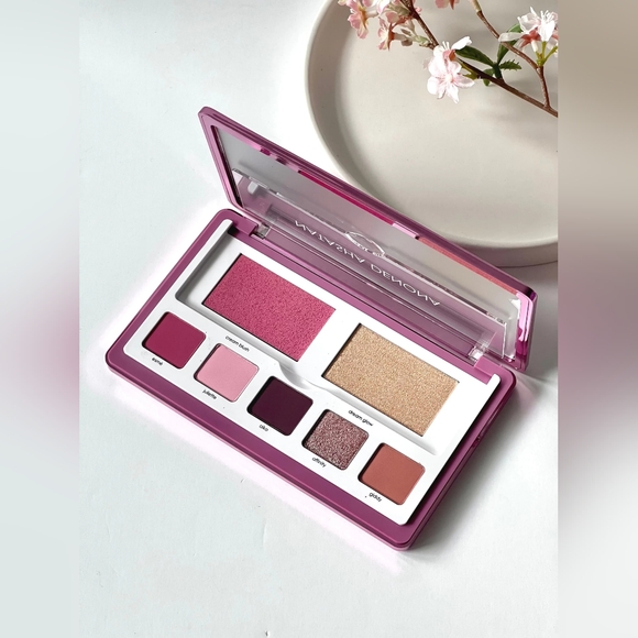 NEW - NATASHA DENONA Love Face Palette - Picture 2 of 5